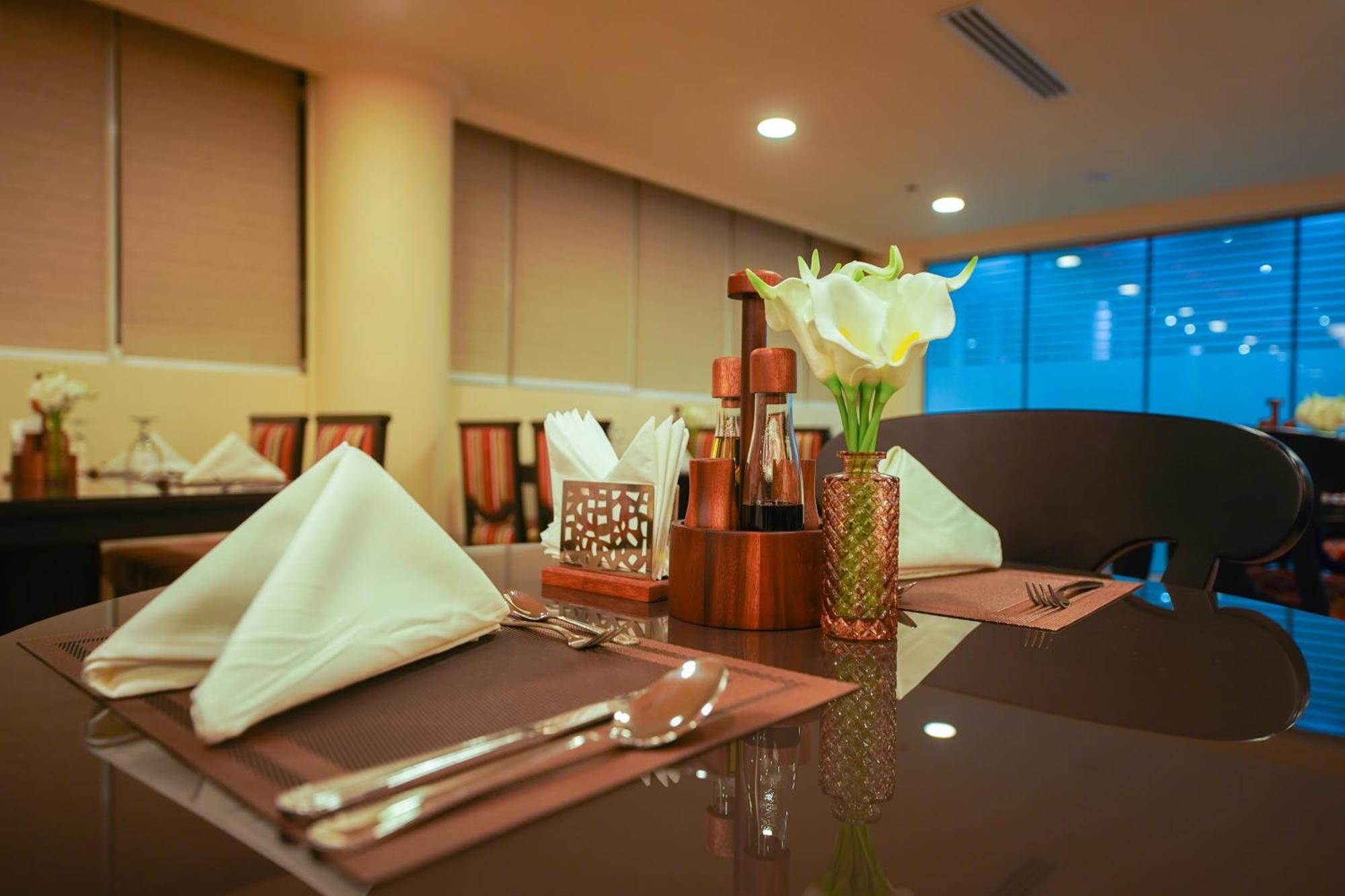 Grand Villaggio Hotel อาบูดาบี ภายนอก รูปภาพ