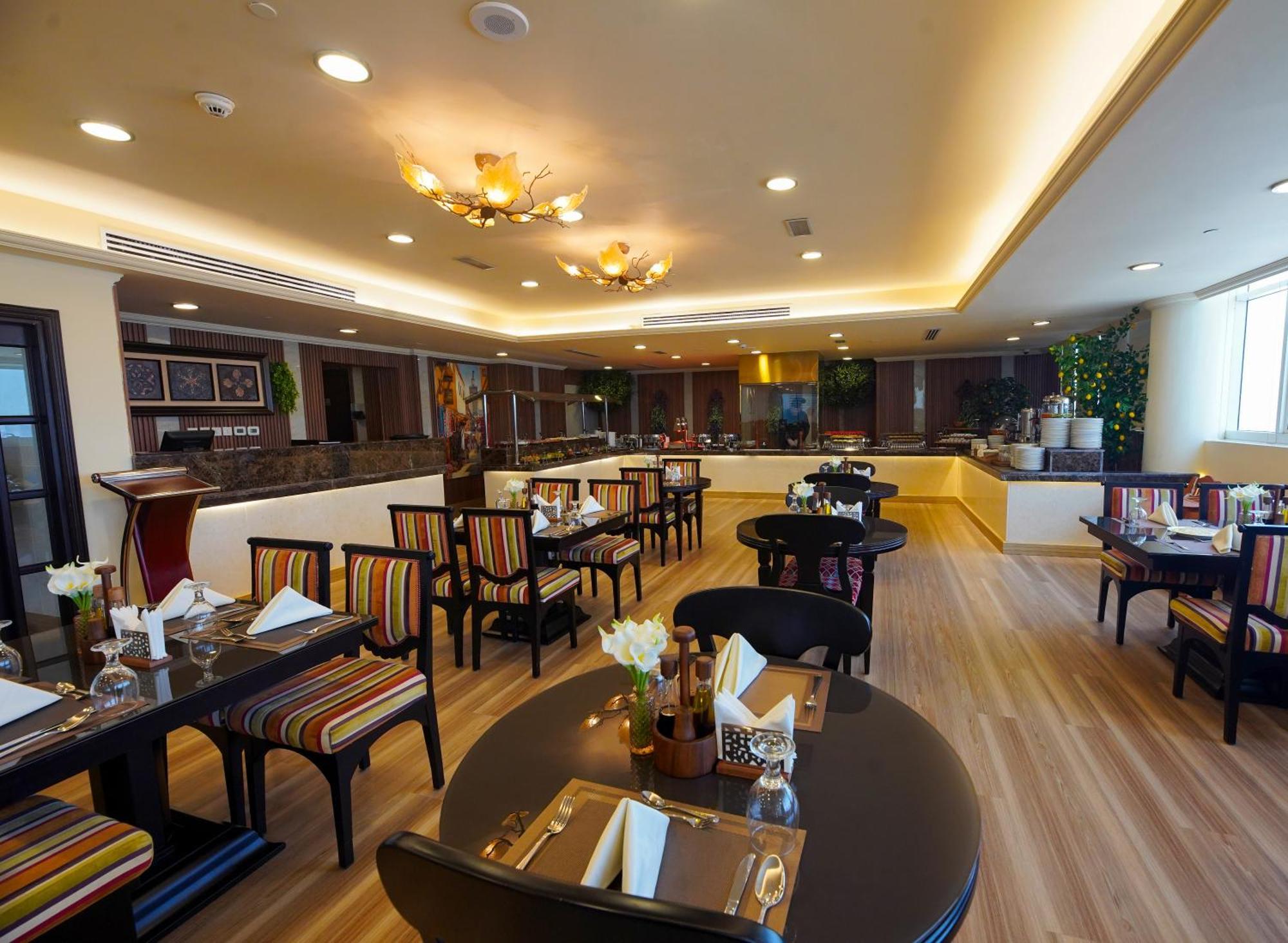 Grand Villaggio Hotel อาบูดาบี ภายนอก รูปภาพ